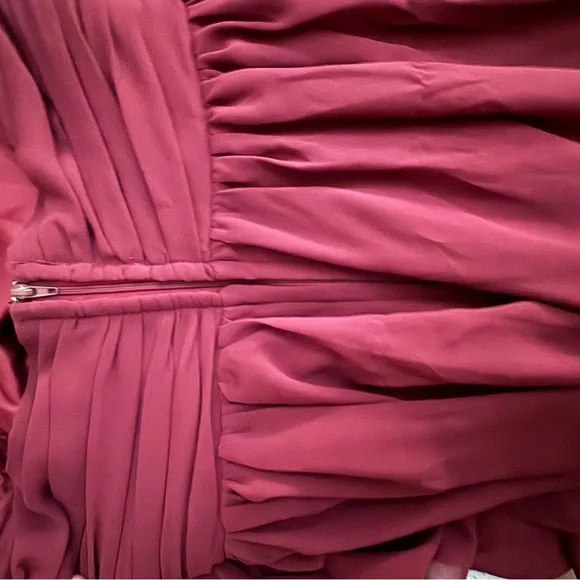 ♥️ Maroon / Burgundy Windsor Prom Dress ♥️ - Picture 3 of 8